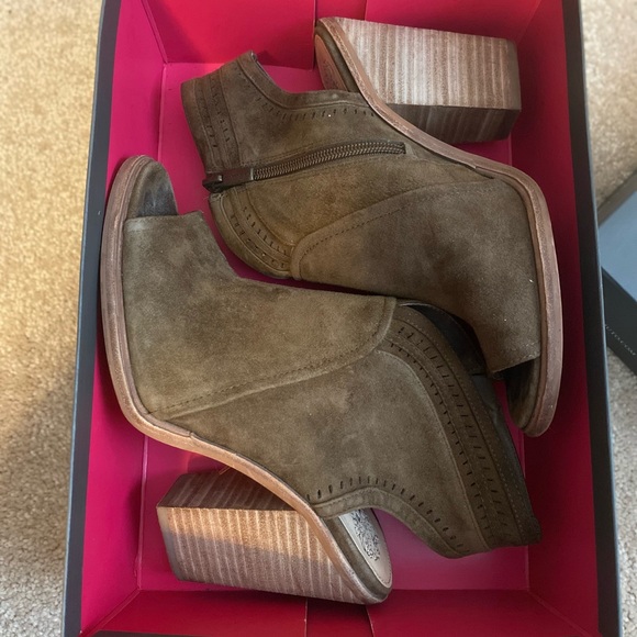 Vince Camuto VC-Koral Valleywood True Suede Open Toe Heeled Bootie NO BOX - Picture 2 of 7